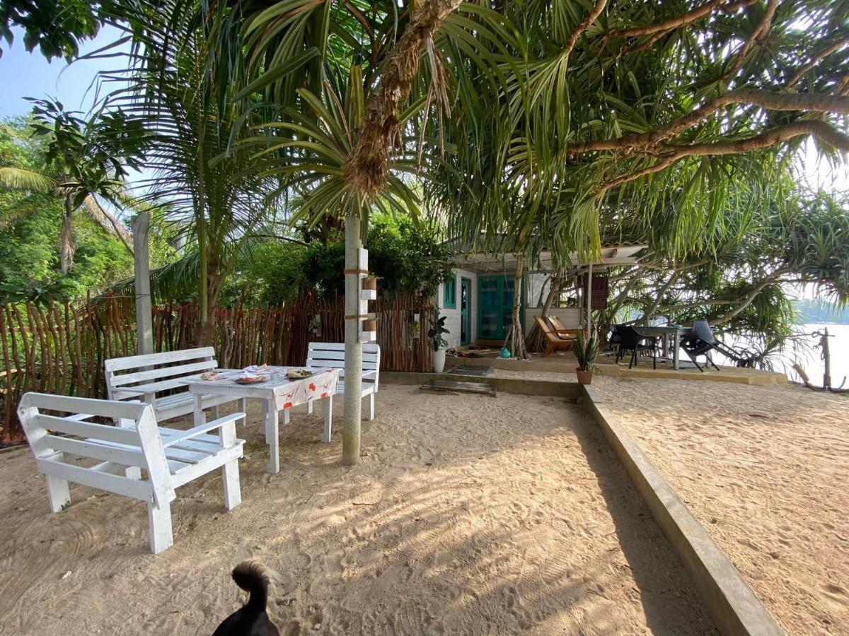 Ocean Beach House Матара Экстерьер фото
